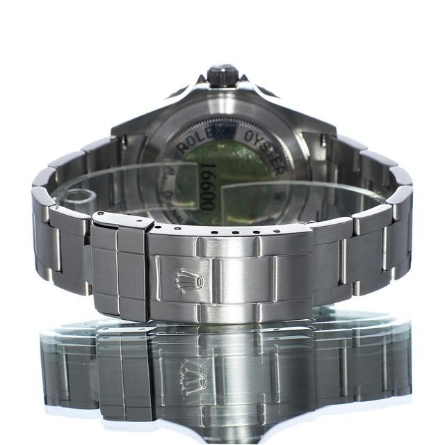 Rolex Sea-Dweller 16600 Image 3